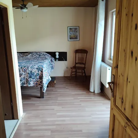 Im Goldenen Dreieck Von Tschechien Horni Pertoltice
